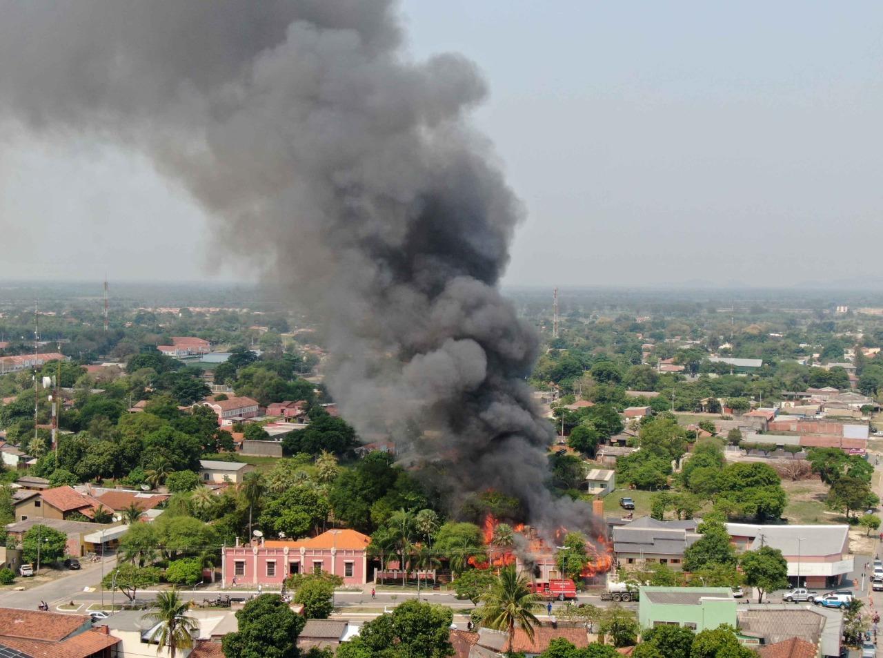 Propriedade do ex-prefeito Nelson Cintra pega fogo em Porto Murtinho