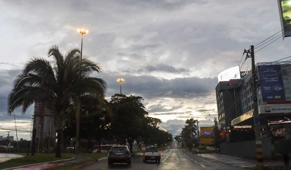Dia será marcada por temperaturas amenas e possibilidade de chuva