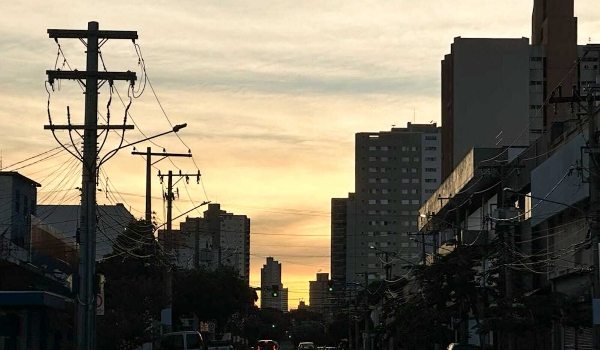 Abril começa com previsão de tempo instável e máxima de 34ºC