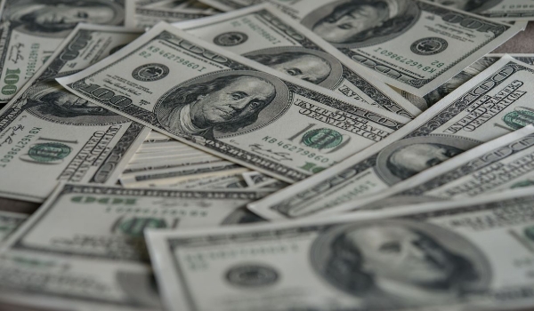 Com R$ 5,5 bi aos 19 anos, bilionária mais jovem do mundo é brasileira