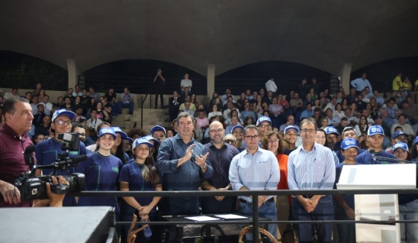 Expogrande 2024: parceria do Governo abre as portas para estudantes em curso de Agropecuária