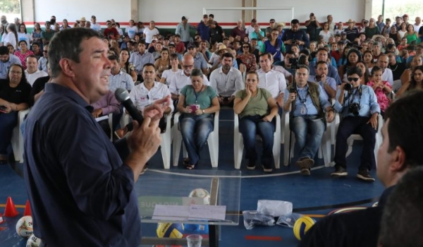 Nioaque: no aniversário, cidade ganha R$ 25 milhões em obras de infraestrutura, saneamento e educação