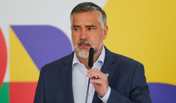 Musk julga que Brasil é “mais fraco que seu patrimônio” e testou limites da democracia, diz Paulo Pimenta