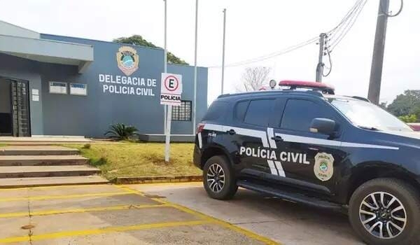 Corpo é encontrado decapitado e polícia tenta identificar vítima