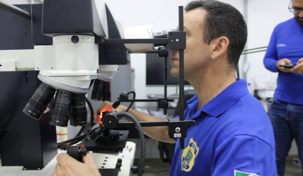 Alta tecnologia é aliada da Polícia Científica de MS na resolução de crimes com armas de fogo