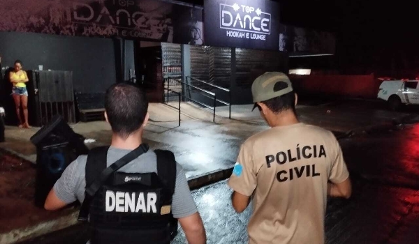 Pistoleiros miram rival do PCC, mas matam funcionária de boate a tiro