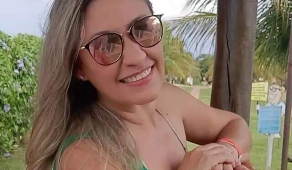 Rapaz jogou mãe na rodovia e, depois, dirigiu 35 quilômetros ao lado do corpo