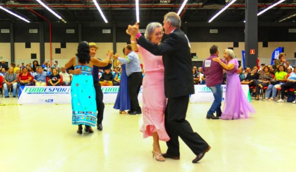 Competição de Dança de Salão dá início aos Jogos da Melhor Idade de 2024