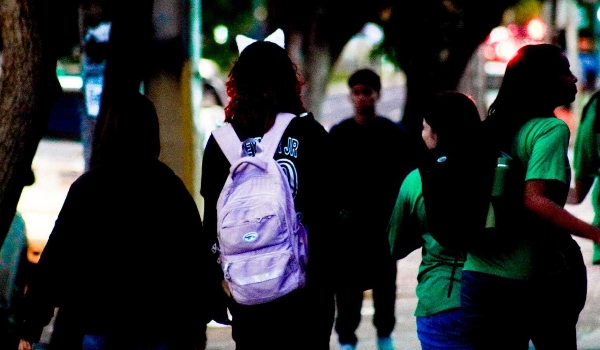 Da brincadeira ao suicídio, bullying é igual e só troca de 'uniforme'