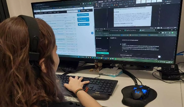 Nem o ChatGPT elimina a preguiça e a compra de trabalhos acadêmicos