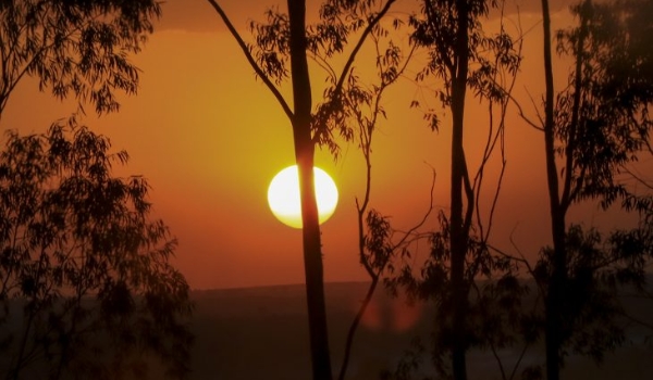 Com chegada de frente fria nesta quinta-feira, pancadas de chuvas são esperadas em regiões de MS