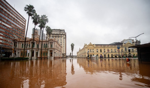 Enchentes no Rio Grande do Sul: Porto Alegre decreta racionamento de água