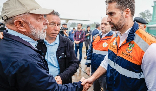 Lula deve suspender pagamento de dívida do RS