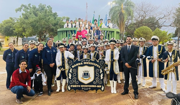Banda de Porto Murtinho Brilha no Aniversário de Jardim com Apoio do Prefeito Nelson Cintra