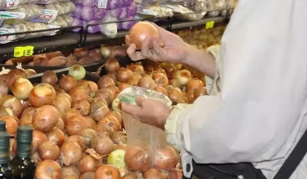 Anvisa coleta alimentos em MS para analisar resíduos de agrotóxicos