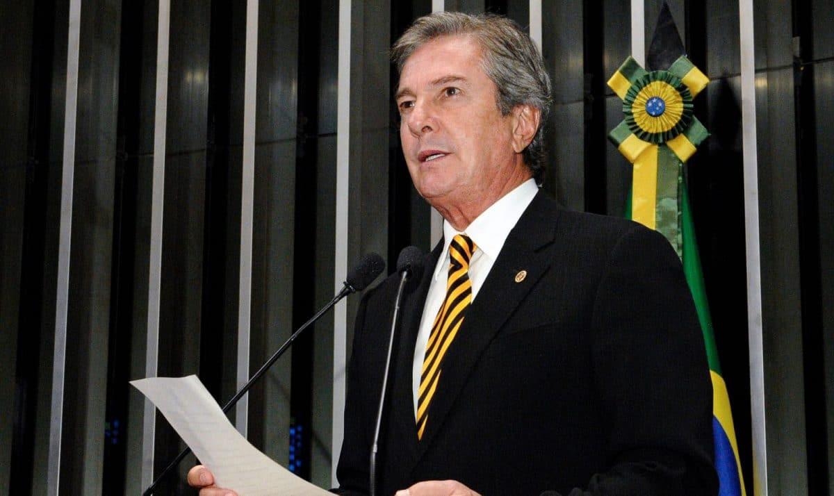 Collor é alvo de operação da Polícia Federal