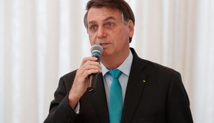 Bolsonaro reeditará decreto de privatização do SUS