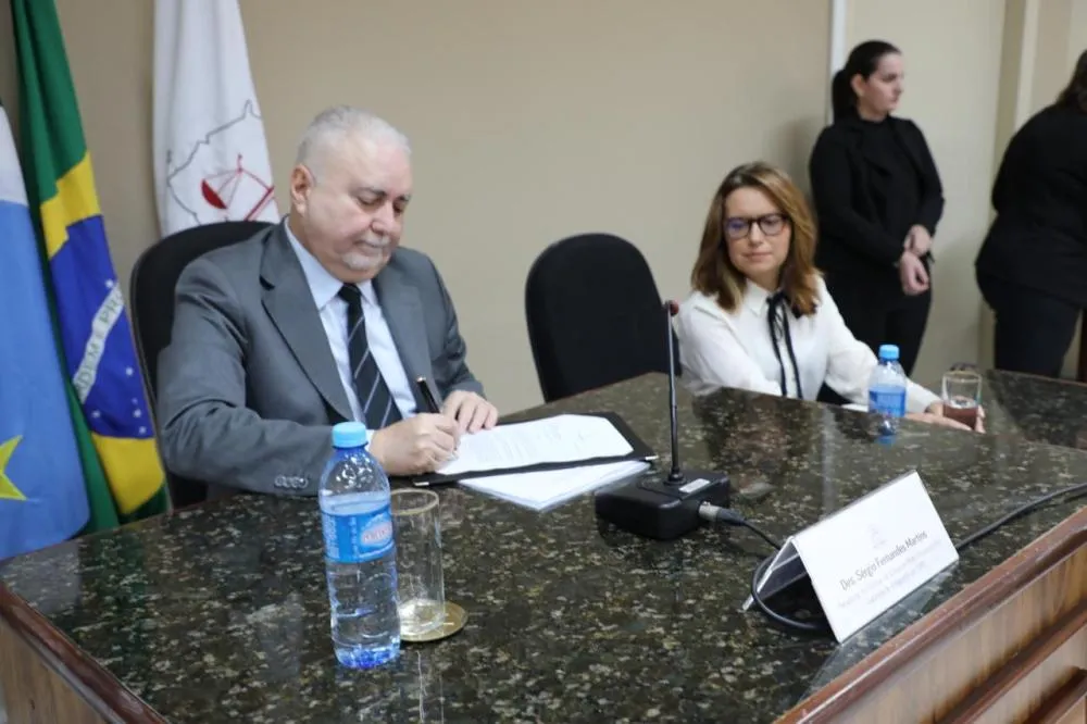  Presidente do TJ reforça melhorias na comarca de Jardim