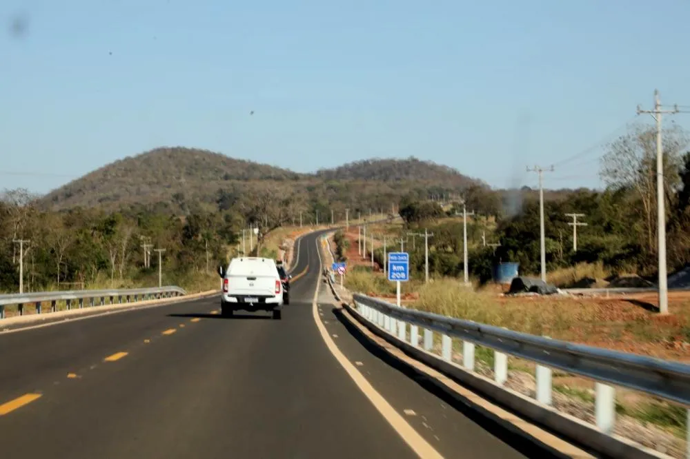 Asfalto da Estrada do 21 reduz distância com a Capital e amplia passeios em Bonito e região
