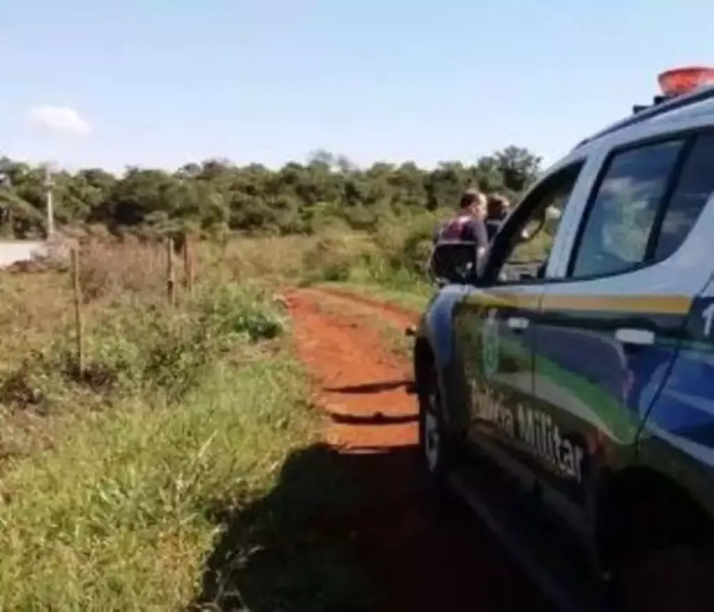 Condenado à morte, rapaz torturado escapa do "tribunal do crime" 