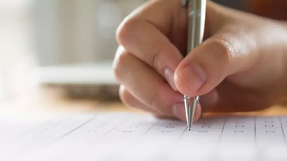 Semana começa com 620 vagas em concursos e seleções em MS; salários chegam a R$ 26,3 mil