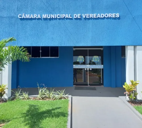 Após três tentativas de impedir Câmara Municipal de votar, contas de Manoel Viais serão analisadas nesta terça-feira