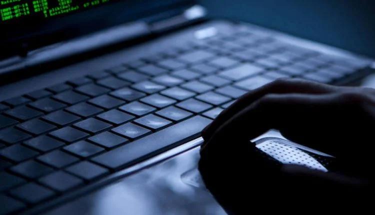 Hackers russos roubaram dados de clientes Microsoft