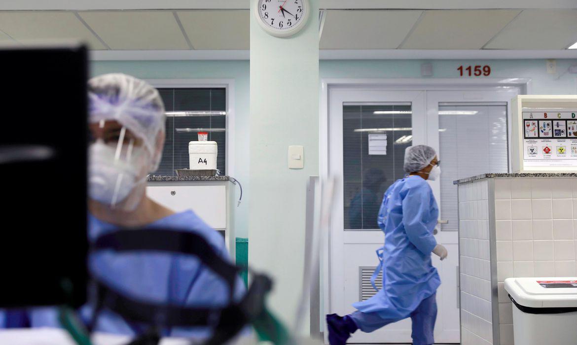Brasil passa a exigir teste negativo de Covid-19