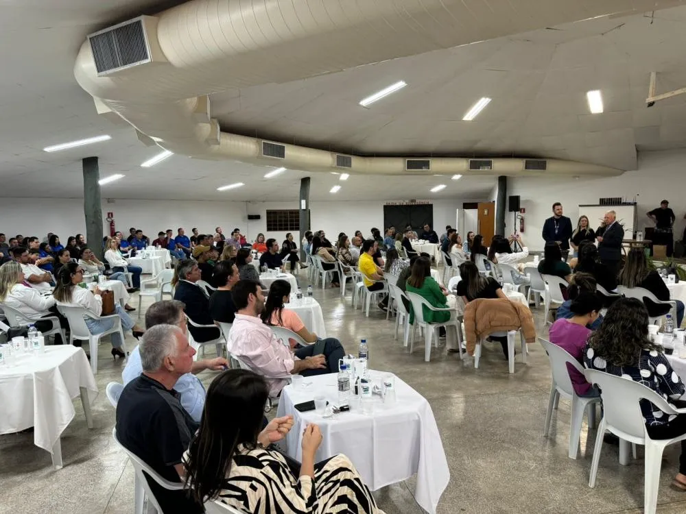 Empresários de Bela Vista participam de Happy Hour de Negócios com Palestra do Empresário Mário Gazin