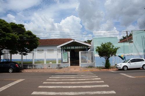 Ensino a distância será testado em três escolas do estado