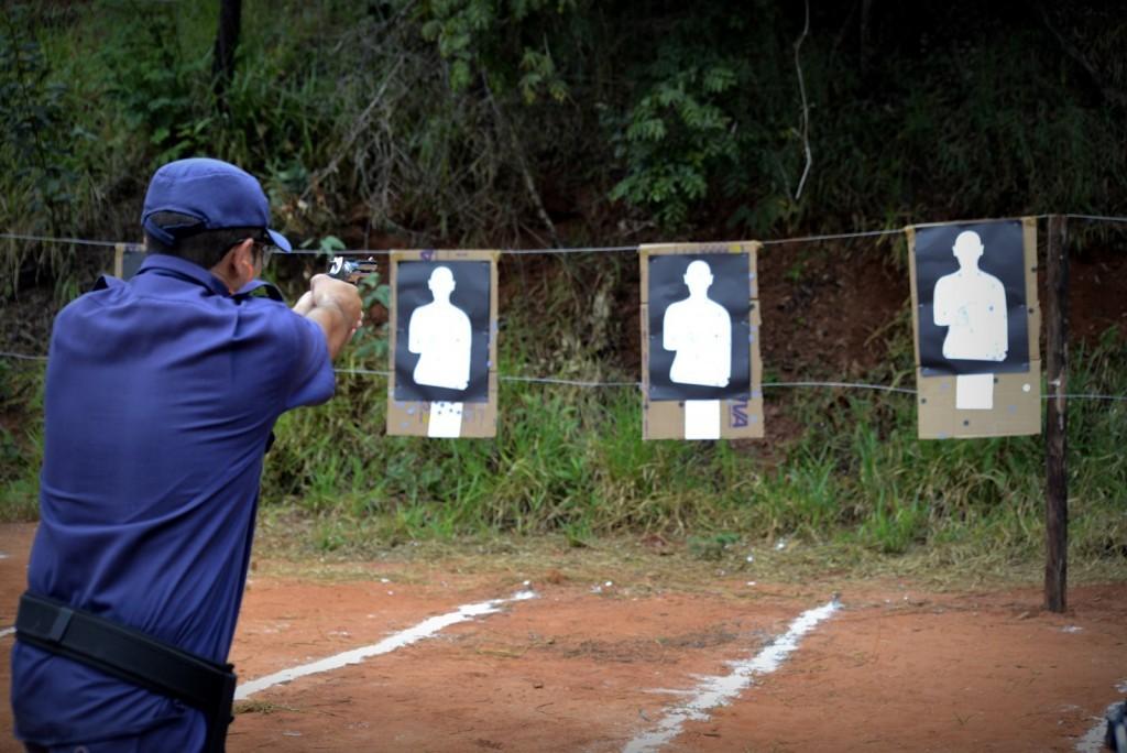 Custos para adquirir licença e arma de fogo partem de R$ 4 mil