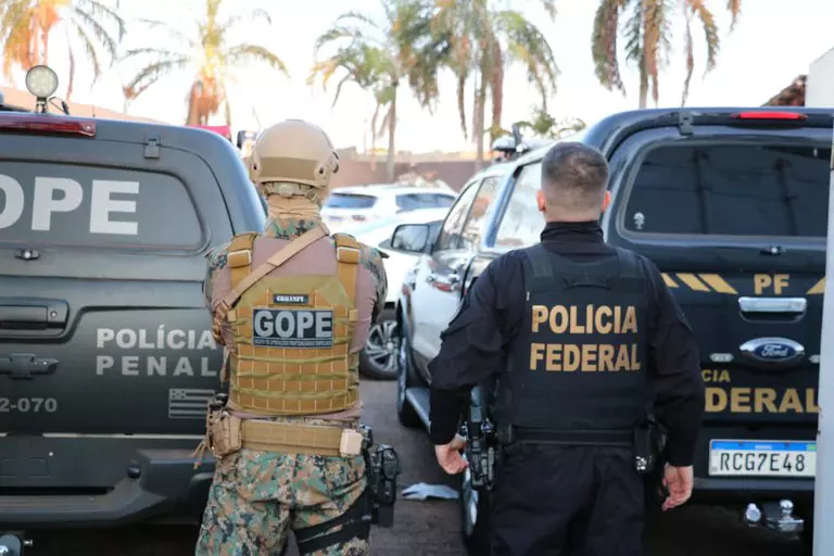 Facção criminosa que age de dentro de presídios é alvo de operação em Campo Grande 