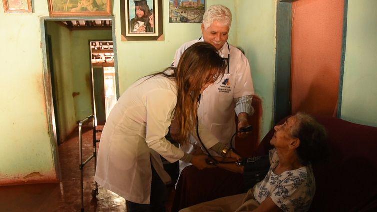 Militares vão atuar de forma mais intensa no Mais Médicos