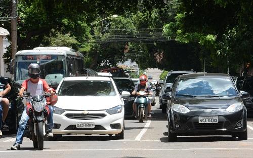 Governo foca no IPVA de olho em quase R$ 800 milhões