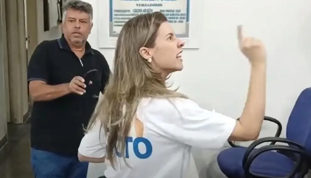 Vídeo: debate termina com xingamentos e vai parar na delegacia no interior