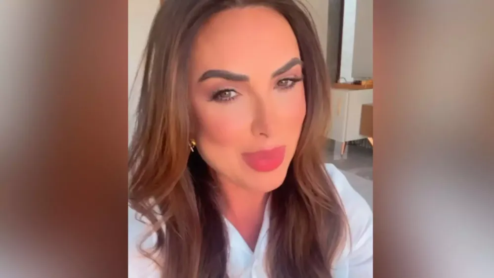 Nicole Bahls grava vídeo e pede votos para Adriane Lopes: “minha prima”