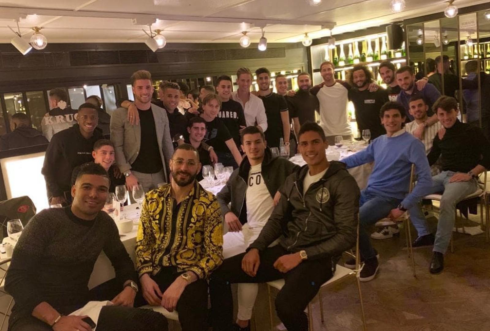 Elenco do Real Madrid se reúne para jantar de confraternização na capital espanhola