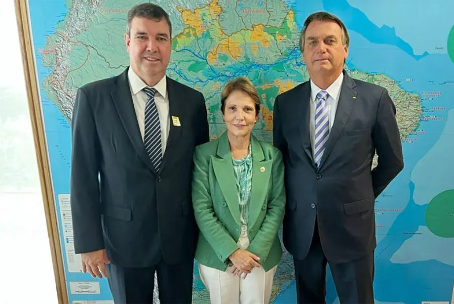 Fortalecida, Tereza rechaça disputar governo e reforça aliança com Riedel