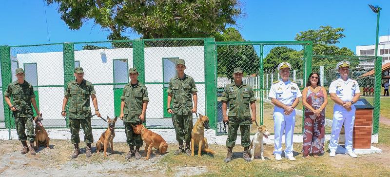 Marinha de MS treina cães para usá-los a partir de outubro em ações contra o tráfico