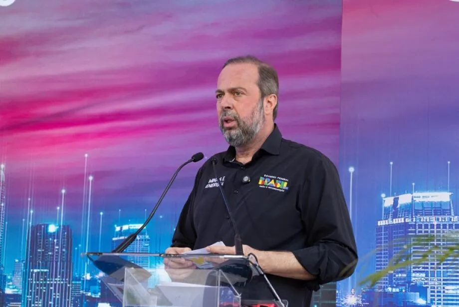 Horário de verão só retorna se for 'estritamente necessário'; decisão sai nesta 4ª