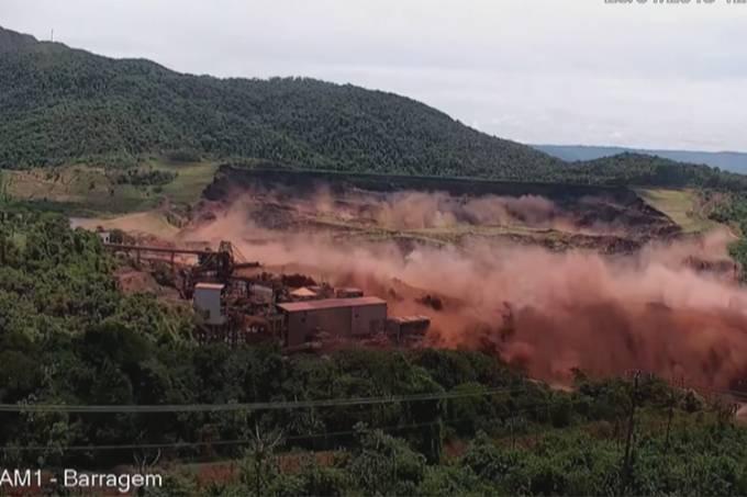 Vídeo mostra exato momentos da barragem se rompendo
