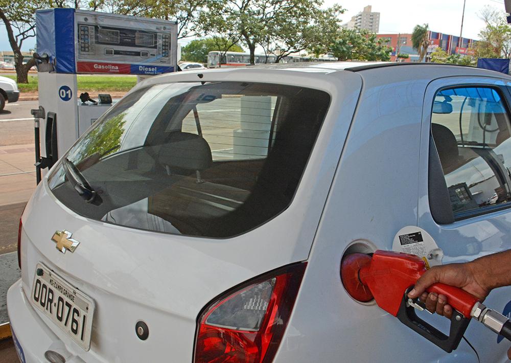 Preço da gasolina tem terceira queda seguida em Campo Grande, segundo ANP