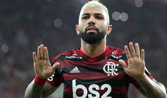 Gabigol, do Flamengo, é flagrado pela polícia em cassino clandestino em São Paulo