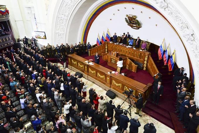 EUA revogam vistos de integrantes da Assembleia Constituinte da Venezuela