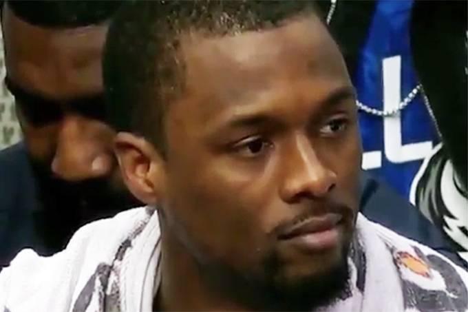 NBA: jogador é negociado durante partida e LeBron se revolta