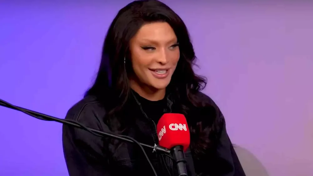 Pabllo Vittar expõe proposta sexual de famoso casado: “Junto com a esposa”