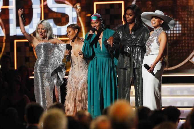 Grammy tem momento feminista com Michelle Obama, Gaga e Jennifer Lopez