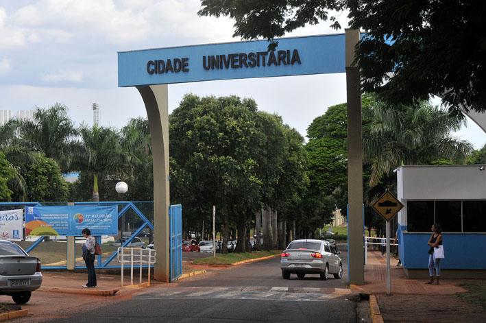 Medição provoca corte em massa do passe de ônibus dos alunos da UFMS