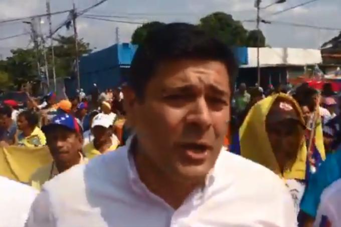 Deputado acusa governo venezuelano de tentar envenená-lo na Colômbia