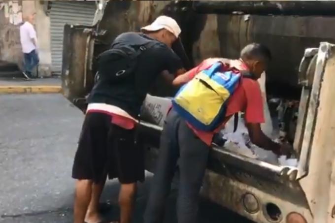 Maduro deporta jornalistas após vídeo